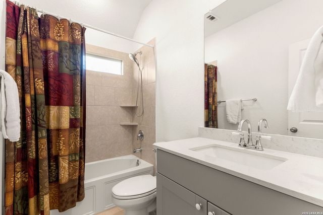 8935 RANCHER PL, Seguin, TX 78155