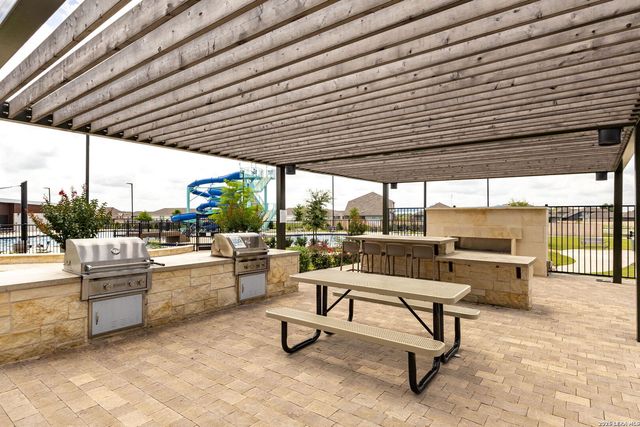 8935 RANCHER PL, Seguin, TX 78155