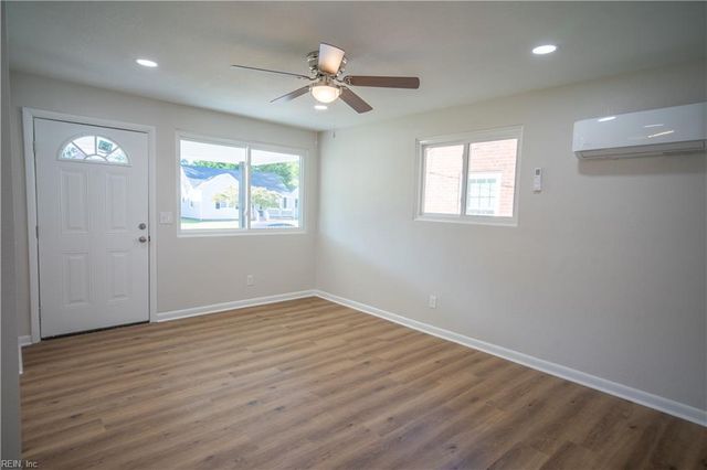 2835 Woodland AVE, Norfolk, VA 23504