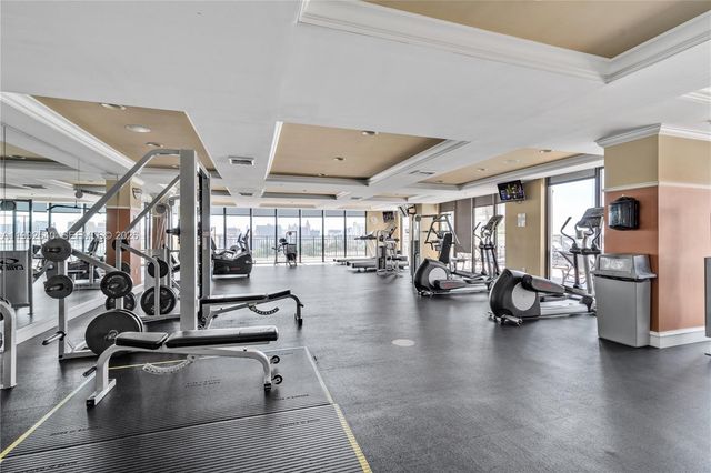 888 S Douglas Rd 807, Coral Gables, FL 33134