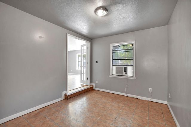 101 Bonnie Creek Drive, Coldspring, TX 77331