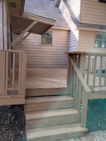 101 Bonnie Creek Drive, Coldspring, TX 77331