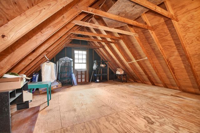 101 Bonnie Creek Drive, Coldspring, TX 77331