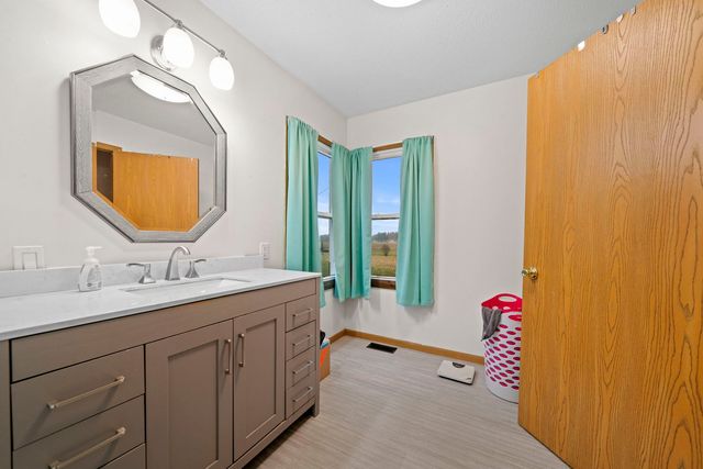 1684 N Mt Morris Road, Mount Morris, IL 61054