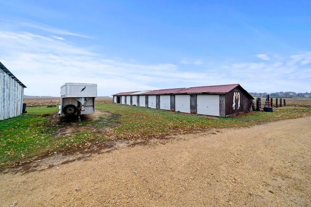 1684 N Mt Morris Road, Mount Morris, IL 61054