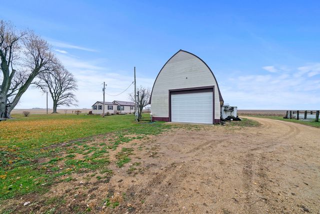 1684 N Mt Morris Road, Mount Morris, IL 61054