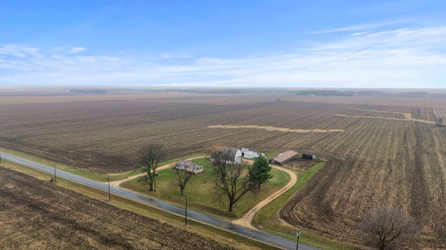 1684 N Mt Morris Road, Mount Morris, IL 61054