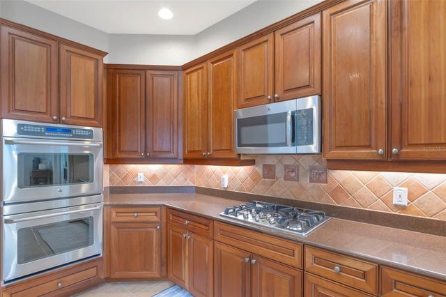 817 MARITIME COURT, Bradenton, FL 34212