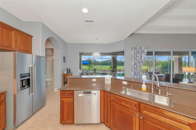 817 MARITIME COURT, Bradenton, FL 34212