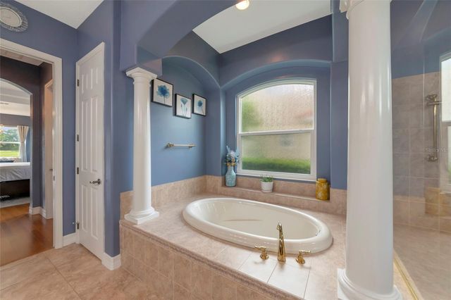 817 MARITIME COURT, Bradenton, FL 34212