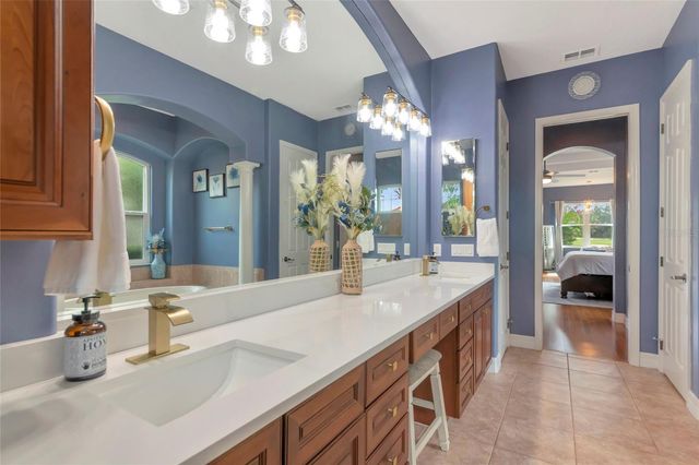817 MARITIME COURT, Bradenton, FL 34212