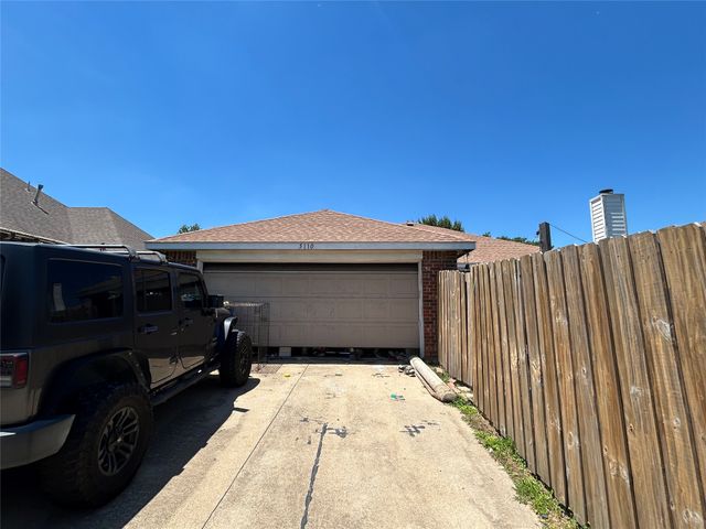 5110 Summertree Court, Garland, TX 75043