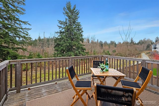 27926 219th Place SE, Maple Valley, WA 98038