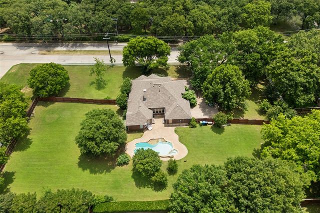 3004 Sagebrush Drive, Flower Mound, TX 75022
