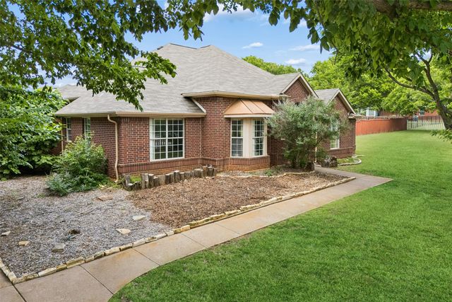 3004 Sagebrush Drive, Flower Mound, TX 75022