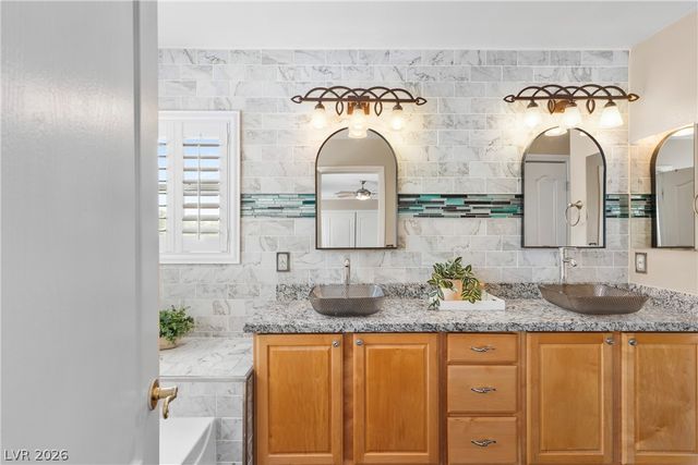 708 Vortex Avenue, Henderson, NV 89002