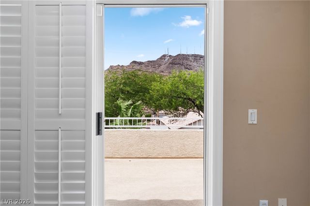 708 Vortex Avenue, Henderson, NV 89002