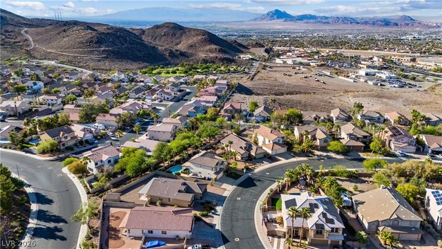 708 Vortex Avenue, Henderson, NV 89002