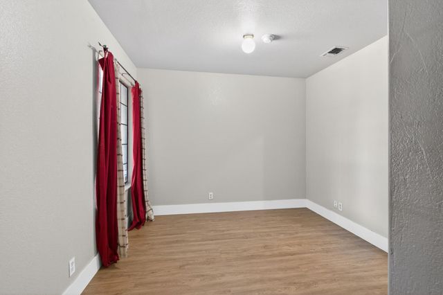 6505 Beamer Way, Rio Linda, CA 95673