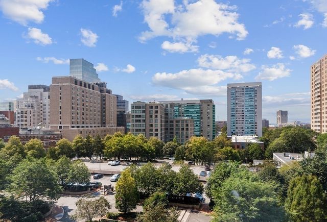 9 Hawthorne Place 10P, Boston, MA 02114