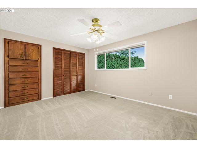 2259 Ne MORLAN Ave, Gresham, OR 97030