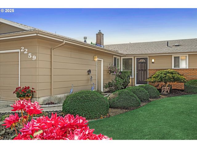 2259 Ne MORLAN Ave, Gresham, OR 97030