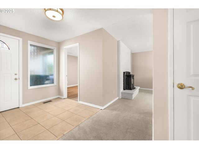 2259 Ne MORLAN Ave, Gresham, OR 97030