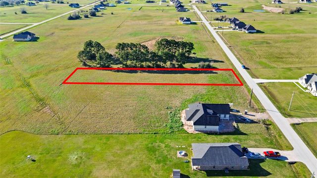 577 Longhorn Trail, Angleton, TX 77515