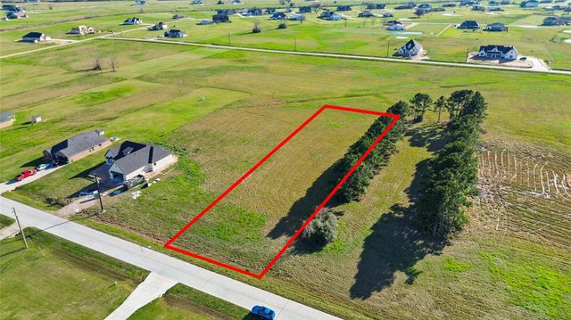 577 Longhorn Trail, Angleton, TX 77515