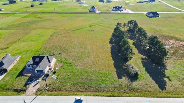 577 Longhorn Trail, Angleton, TX 77515