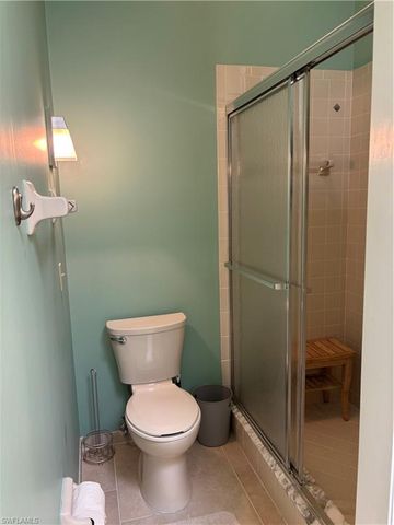 2136 Tama CIR # 202, Naples, FL 34112