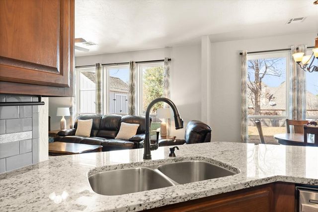 1221 NW 196th Street, Edmond, OK 73012