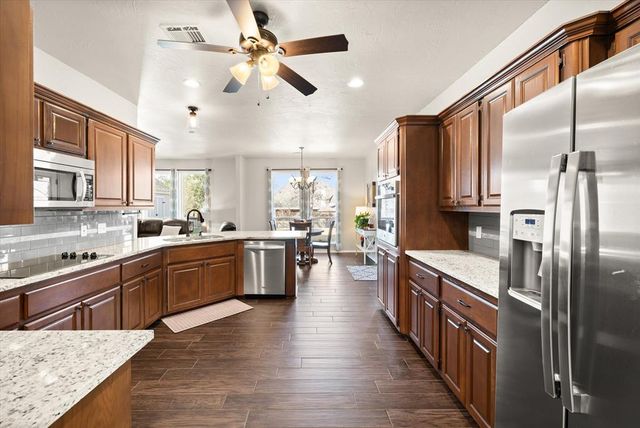 1221 NW 196th Street, Edmond, OK 73012