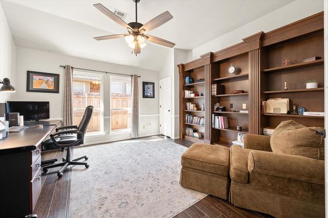 1221 NW 196th Street, Edmond, OK 73012