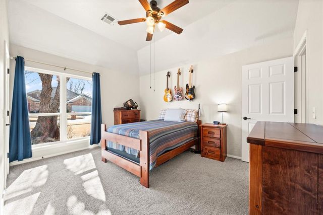 1221 NW 196th Street, Edmond, OK 73012