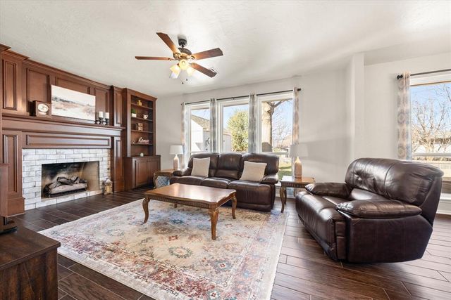 1221 NW 196th Street, Edmond, OK 73012