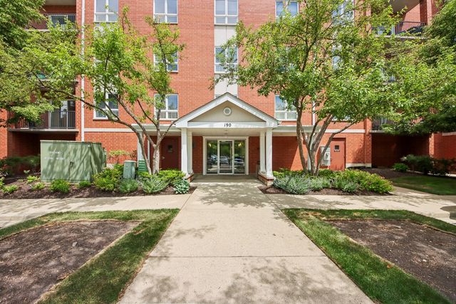 190 N Milwaukee Avenue 401, Wheeling, IL 60090