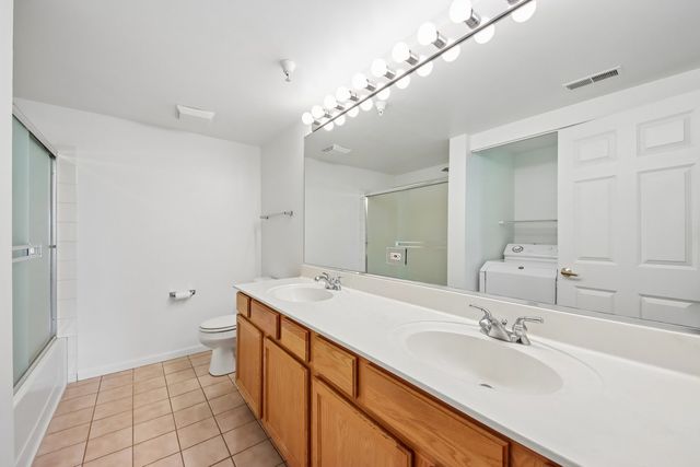 190 N Milwaukee Avenue 401, Wheeling, IL 60090