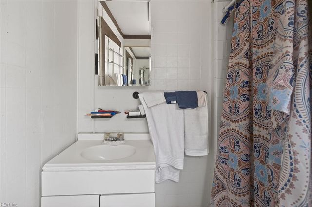 2402 Lafayette BLVD, Norfolk, VA 23509