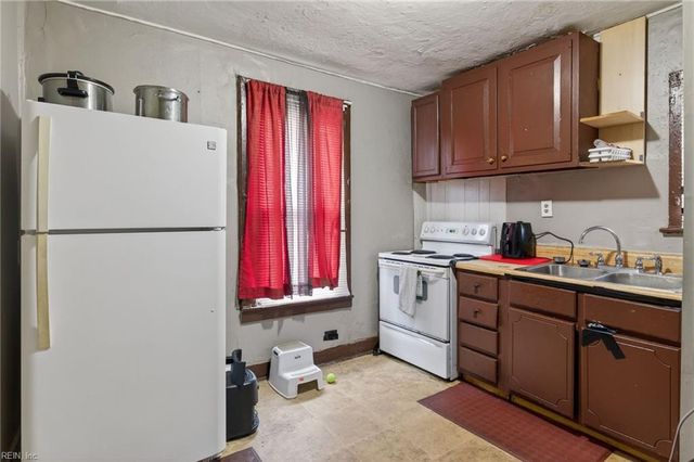 2402 Lafayette BLVD, Norfolk, VA 23509