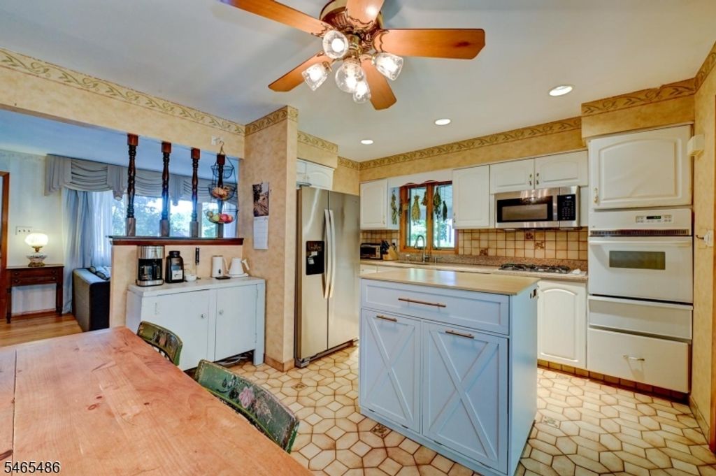 13 Graham Pl, Wanaque Boro, NJ 07465 — photo 3