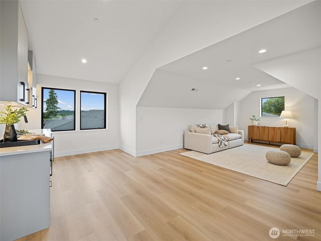 8706 NE 182nd Place, Vancouver, WA 98682