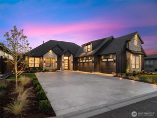 8706 NE 182nd Place, Vancouver, WA 98682