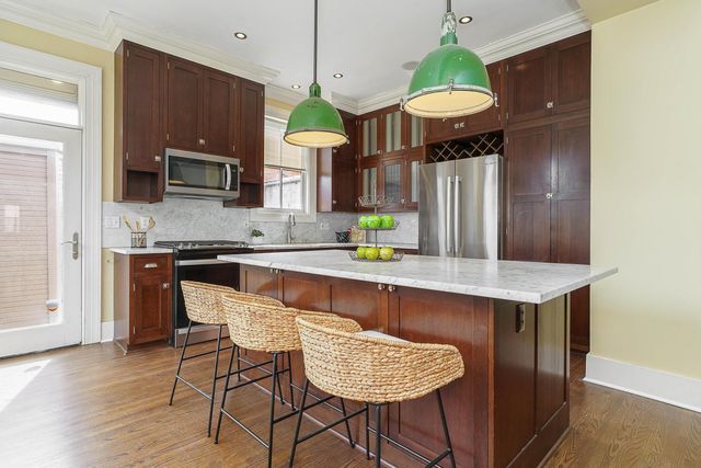 37 Stewart Avenue, Columbus, OH 43206