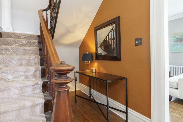 37 Stewart Avenue, Columbus, OH 43206