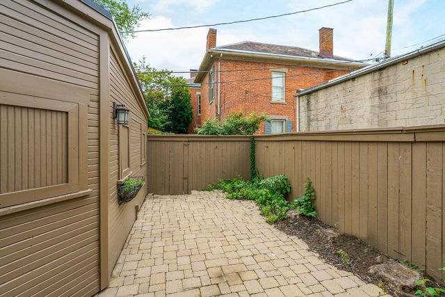 37 Stewart Avenue, Columbus, OH 43206