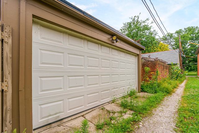 37 Stewart Avenue, Columbus, OH 43206