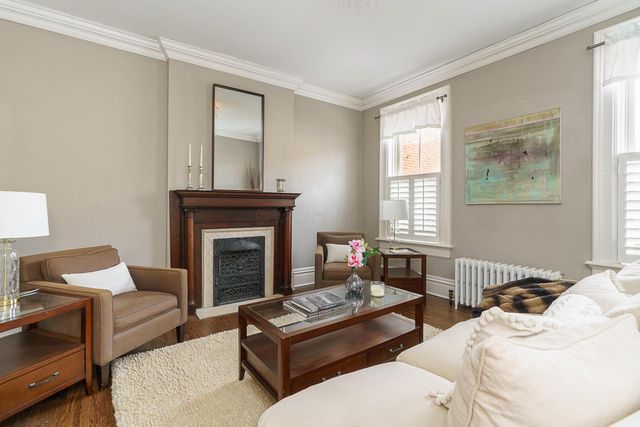 37 Stewart Avenue, Columbus, OH 43206