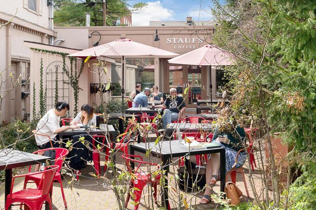 37 Stewart Avenue, Columbus, OH 43206