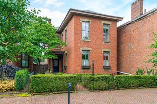 37 Stewart Avenue, Columbus, OH 43206